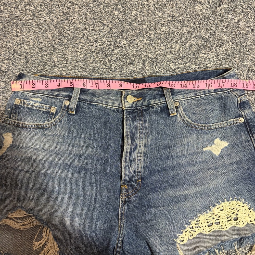 Lucky Brand Est.1990 Blue Jean Shorts with Lace Detail - Picture 9 of 11